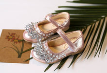 Load image into Gallery viewer, Heart Rhinestone Girls Princess Shoes Gold Pink Sliver Leather Girls Kids Shoes for Dance Party Princess Girl Single Shoes